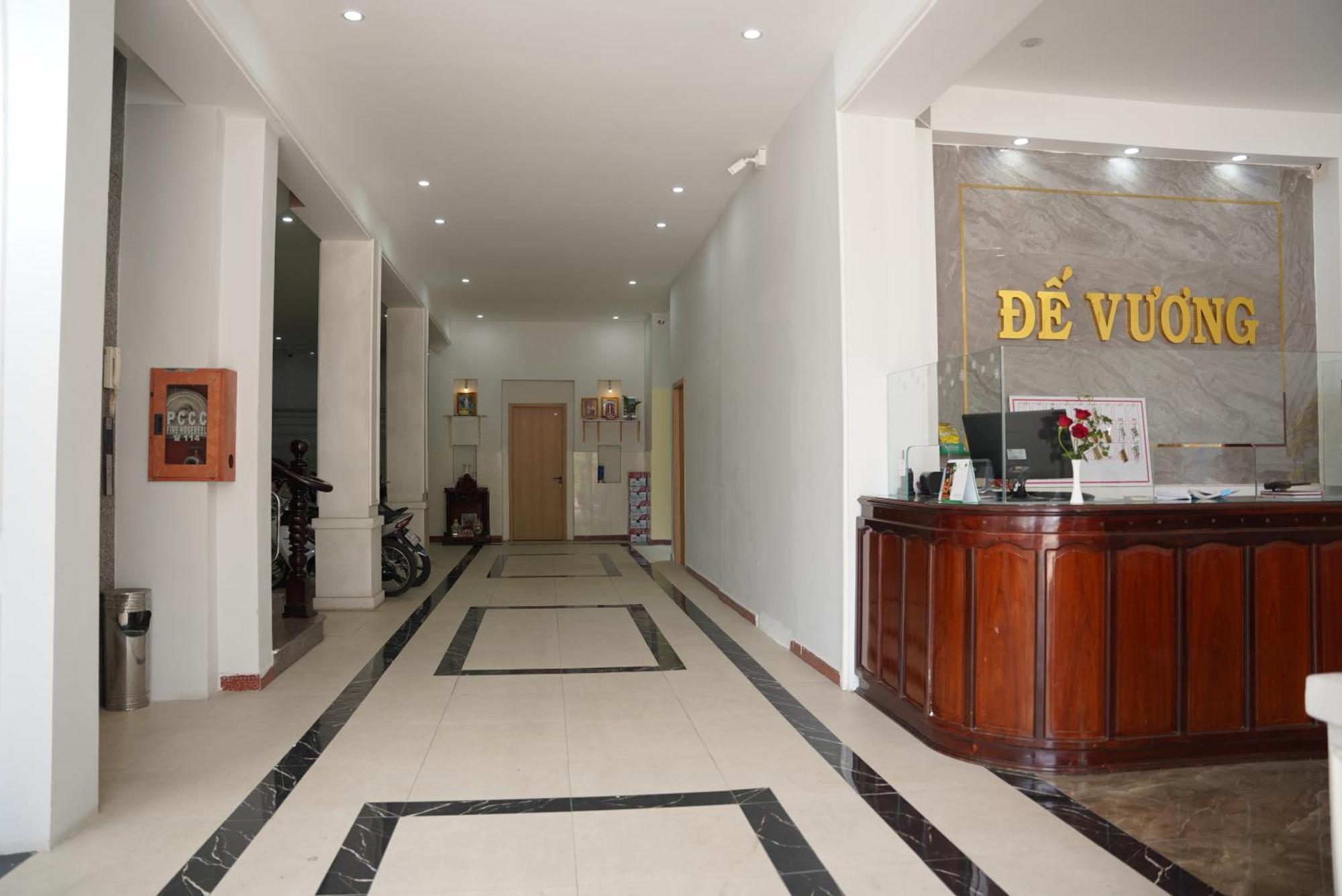 Khach San De Vuong Hotel Cao Lãnh Exterior foto